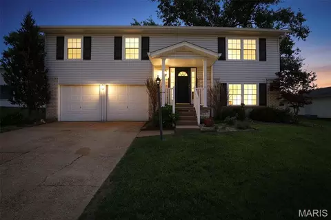 5572 Brookton Way, Saint Louis, MO 63128