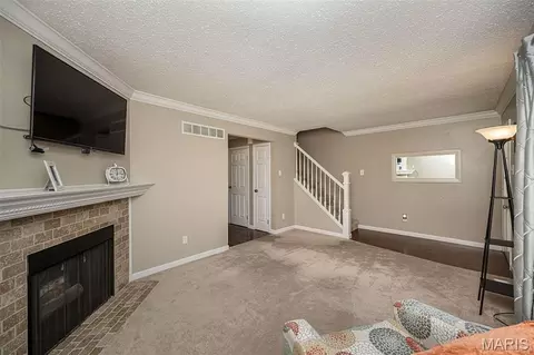 Living - 2370 Hidden Meadow Ln, Ballwin, MO 63021 photo 4 of 4
