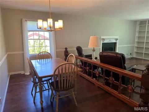 Dining - 6 Riverpoint Rd, Hannibal, MO 63401 photo 3 of 4