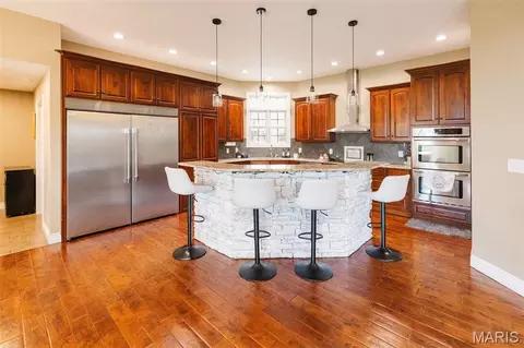 Kitchen - 2 Thornaby Rd, Hannibal, MO 63401 photo 2 of 2