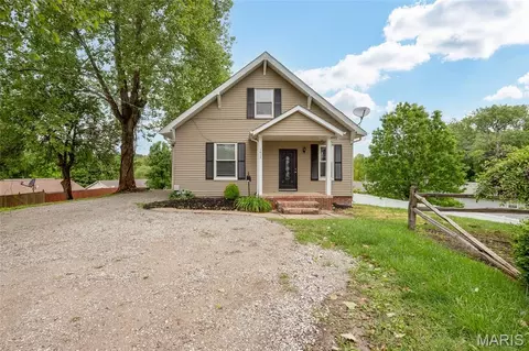 1417 Constance St, Collinsville, IL 62234
