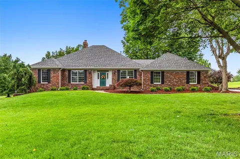 653 Killary Down, Weldon Spring, MO 63304