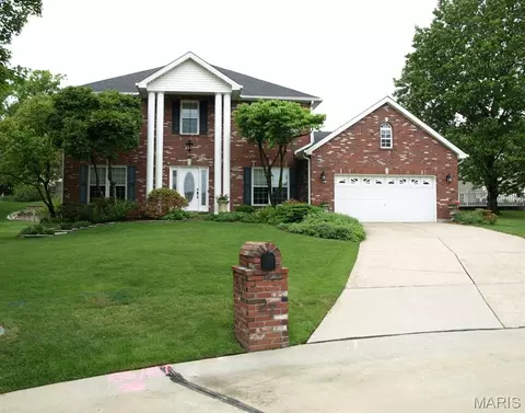 27 Ridge Mount Ct, Saint Charles, MO 63303