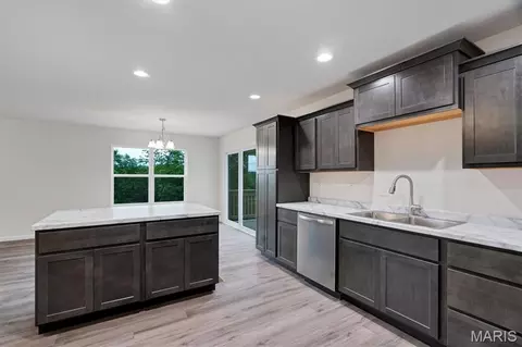 Kitchen - 25 Milanna Dr, Arnold, MO 63010 photo 2 of 3