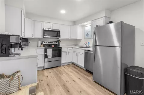 Kitchen - 219 W Davidson Ave, Chaffee, MO 63740 photo 1 of 2