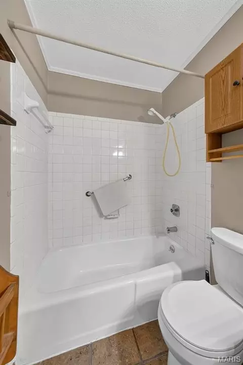 Bath - 85 Spring Branch Rd, Troy, MO 63379 photo 2 of 2