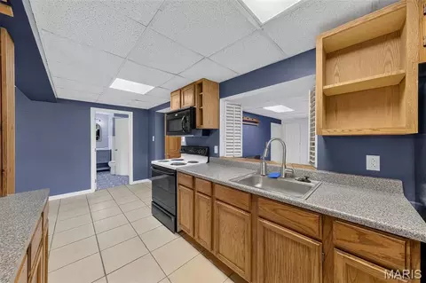 Kitchen - 85 Spring Branch Rd, Troy, MO 63379 photo 5 of 5