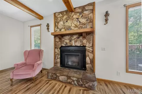 Living - 85 Spring Branch Rd, Troy, MO 63379 photo 4 of 6