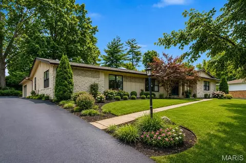 436 Marford Dr, Saint Louis, MO 63141
