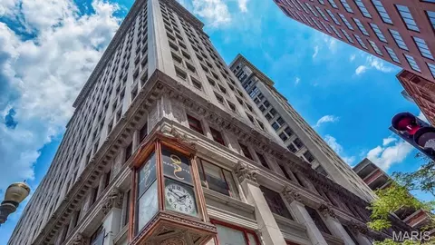 300 N Broadway #804, Saint Louis, MO 63102