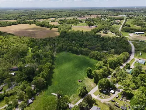 8175 Highway Mm, Hannibal, MO 63401