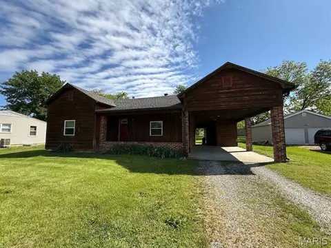 312 S Walker St, Montgomery City, MO 63361