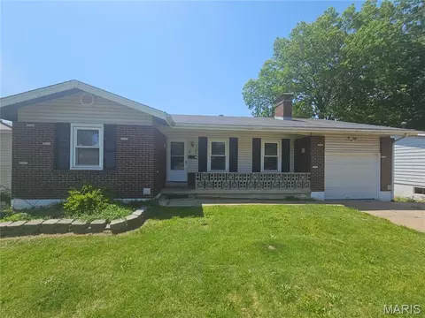 11007 Landseer Dr, Saint Louis, MO 63136