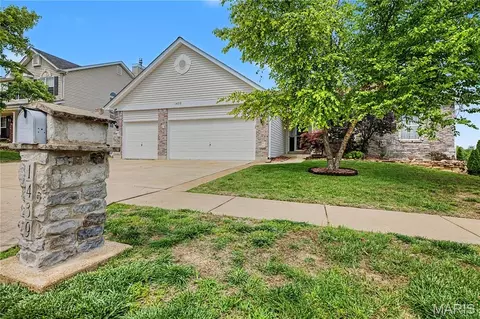 1439 Fox Ridge Ct, Arnold, MO 63010
