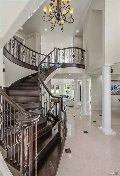 Entry Way - 12369 County Road 4000, Rolla, MO 65401 photo 4 of 10