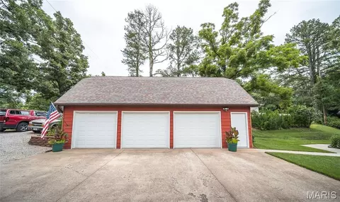 Exterior - 21482 Teardrop Rd, Devils Elbow, MO 65457 photo 5 of 17