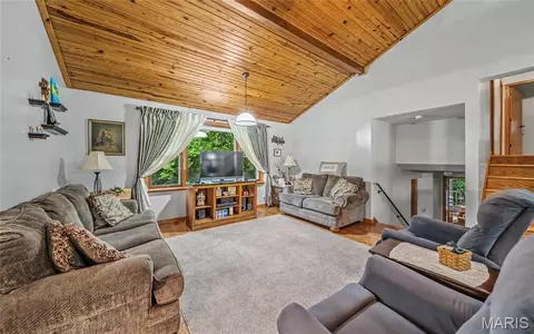 Living - 21482 Teardrop Rd, Devils Elbow, MO 65457 photo 1 of 2
