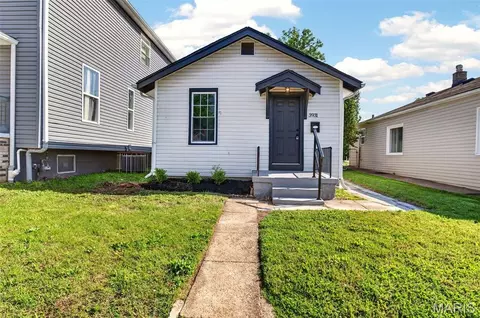 3931 Delor St, Saint Louis, MO 63116