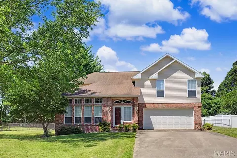 1737 Sherwood Dr, Cape Girardeau, MO 63701