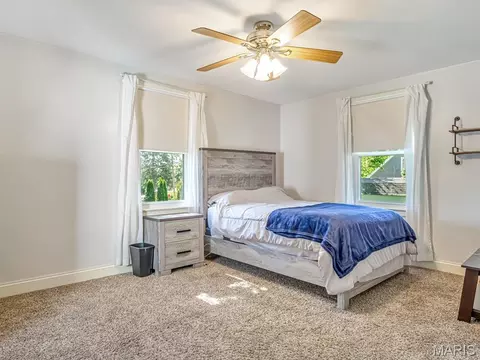 Bedroom - 700 Waterloo Dr, Waterloo, IL 62298 photo 2 of 3