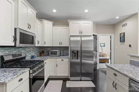 Kitchen - 2218 Wind Crest Ct, Washington, MO 63090 photo 3 of 4