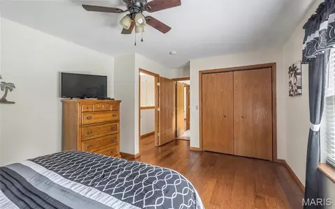 Bedroom - 129 Sangre De Cristo, Sullivan, MO 63080 photo 2 of 4
