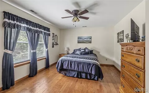 Bedroom - 129 Sangre De Cristo, Sullivan, MO 63080 photo 1 of 4
