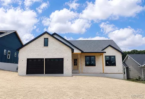 983 Half Moon Ln, Caseyville, IL 62232