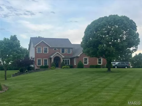 118 Kersting Farms Dr, O'fallon, MO 63366