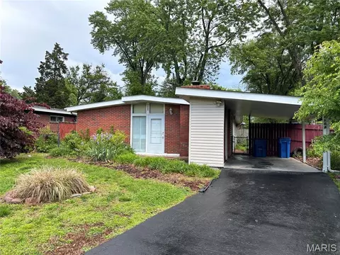 Exterior - 6604 Graybirch Dr, Berkeley, MO 63134 photo 1 of 15