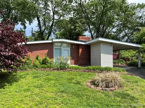Exterior - 6604 Graybirch Dr, Berkeley, MO 63134 photo 2 of 15