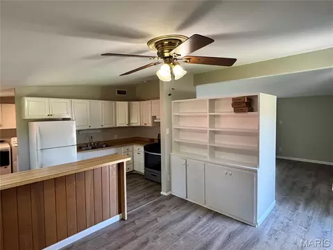 Kitchen - 6604 Graybirch Dr, Berkeley, MO 63134 photo 1 of 1