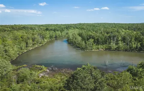 000 Rainbow Springs Acres Rd, Mineral Point, MO 63660