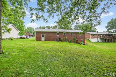 Exterior - 115 Echo Ln, Bethalto, IL 62010 photo 3 of 5