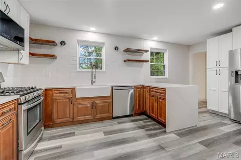 Kitchen - 115 Echo Ln, Bethalto, IL 62010 photo 1 of 5
