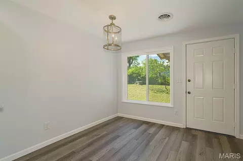 Entry Way - 1505 Leroy St, Rolla, MO 65401 photo 1 of 3