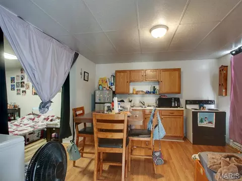 Other - 504 Broadway St, Hannibal, MO 63401 photo 2 of 6