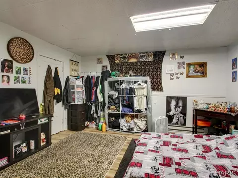 Bedroom - 504 Broadway St, Hannibal, MO 63401 photo 1 of 3
