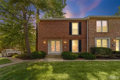 797 Amolac Dr, Saint Louis, MO 63141