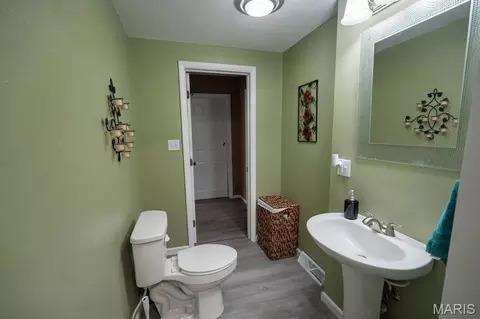Other - 407 E Spruce St, Gillespie, IL 62033 photo 6 of 7