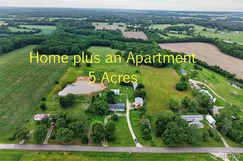 21725 Owl Dr, Lebanon, MO 65536