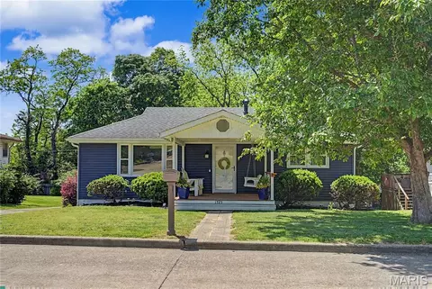 1725 Stoddard St, Cape Girardeau, MO 63701