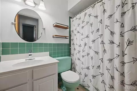 Bath - 12208 Courtwick Dr, Sappington, MO 63128 photo 2 of 2