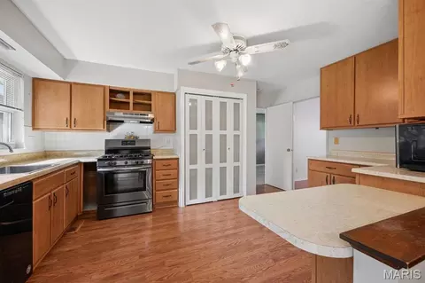 Kitchen - 12208 Courtwick Dr, Sappington, MO 63128 photo 2 of 2