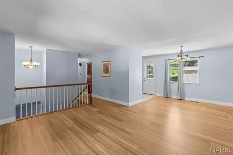 Living - 1711 E Ninth St, Washington, MO 63090 photo 1 of 6