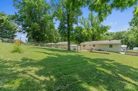 Exterior - 1711 E Ninth St, Washington, MO 63090 photo 3 of 5