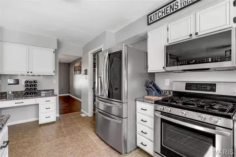 Kitchen - 4 Georgetown Ct, O'fallon, MO 63368 photo 5 of 5