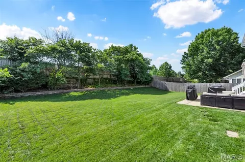 Exterior - 4 Georgetown Ct, O'fallon, MO 63368 photo 7 of 14