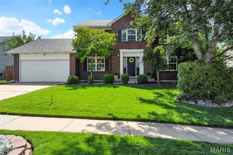 Exterior - 4 Georgetown Ct, O'fallon, MO 63368 photo 3 of 14