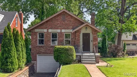 7530 Ahern Ave, Saint Louis, MO 63130